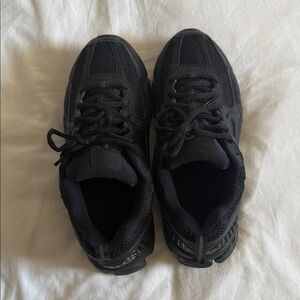 Nike Vomero 5 Sneakers (please read description)